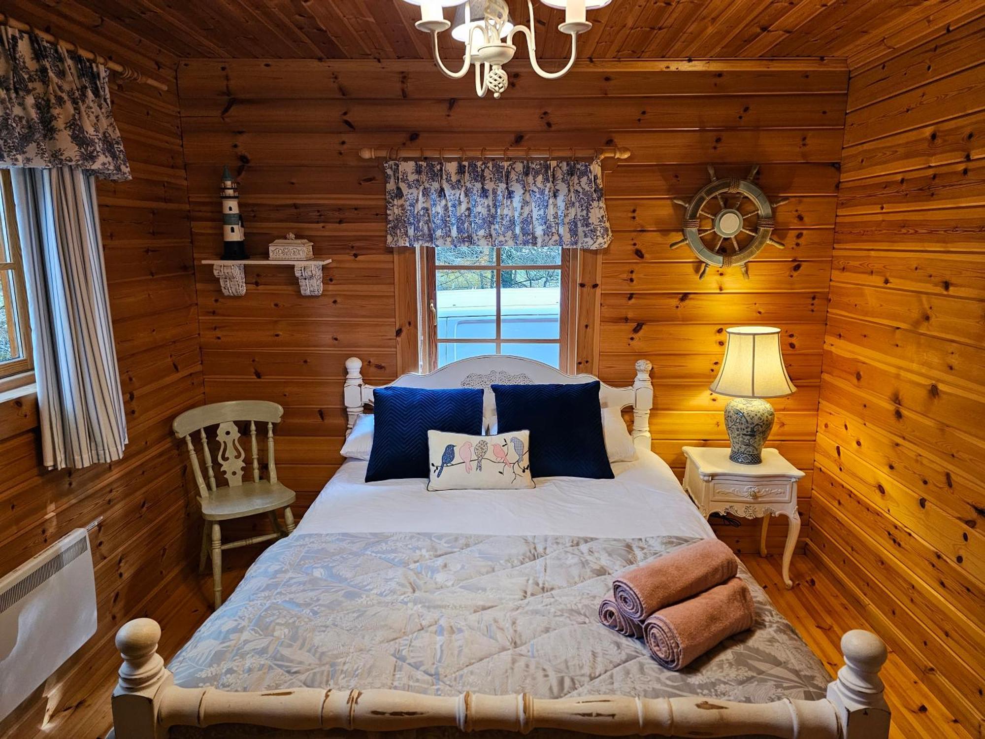 Forest Lodge Log Cabin - Ireland Ballyconnell  Bagian luar foto
